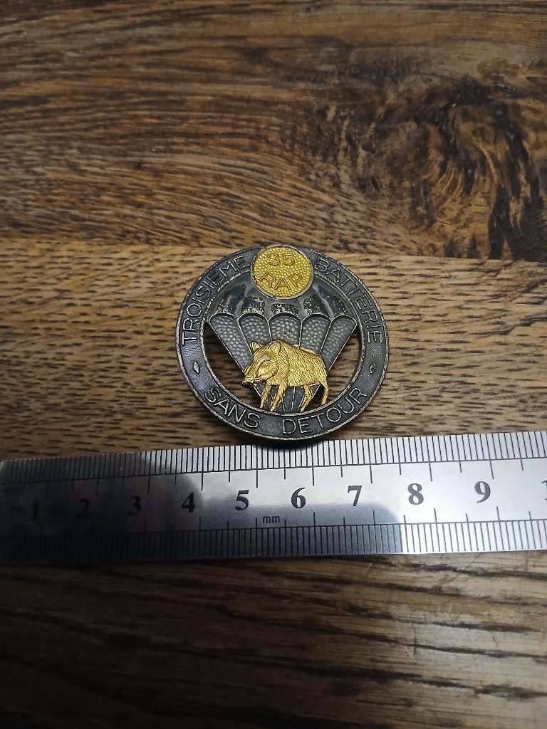 Insignia para français 35RAP 3e batterij, Verzamelen, Verzenden, Landmacht, Embleem of Badge