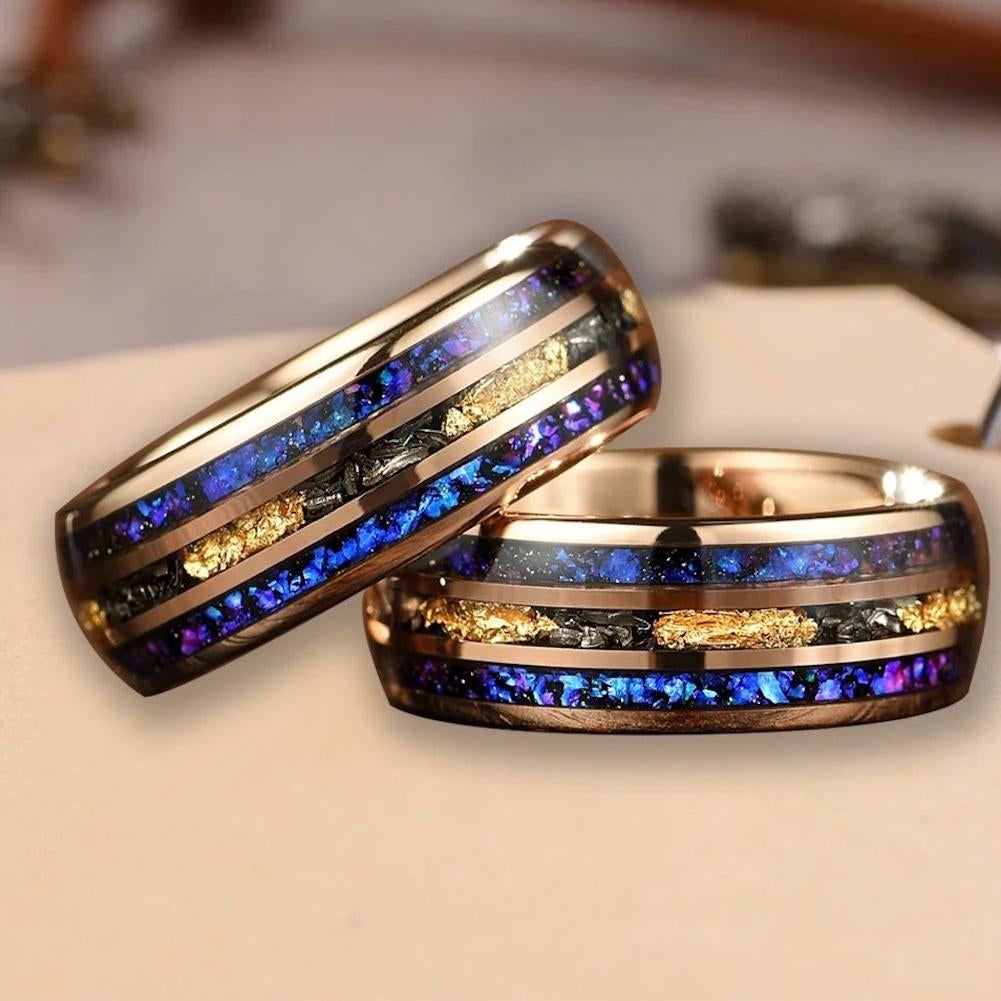 Trouwringen wolfraam Nicole - Rose kleur met kleurrijk opaal, Bijoux, Sacs & Beauté, Bagues, Neuf, Femme ou Homme, Autres couleurs