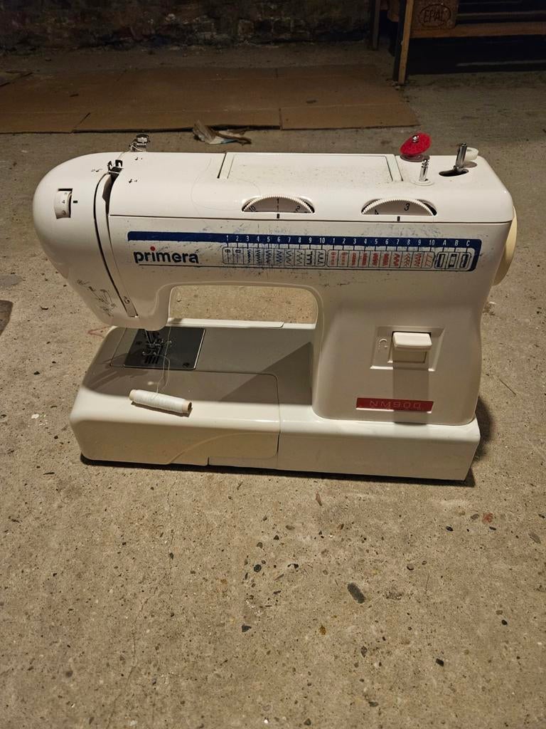 Naaimachine Primera & ritsen, Naaibenodigdheden, Ophalen, Naaimachine
