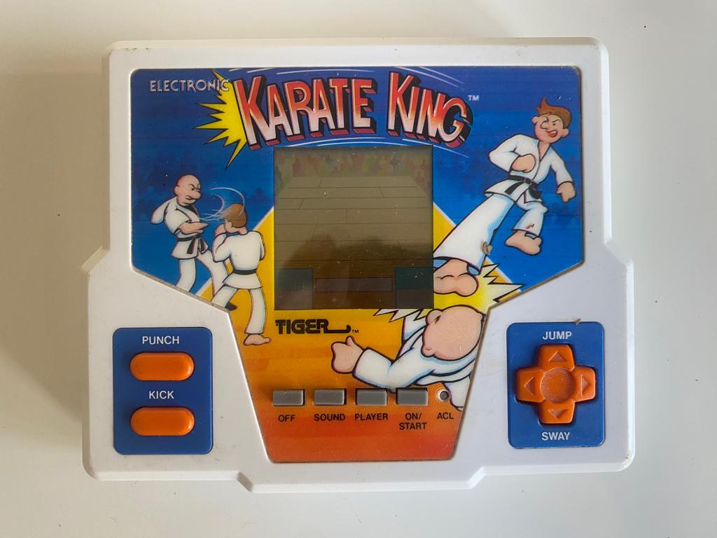 Jeu électronique vintage portable Karate King de Tiger 1987, Enlèvement, Utilisé