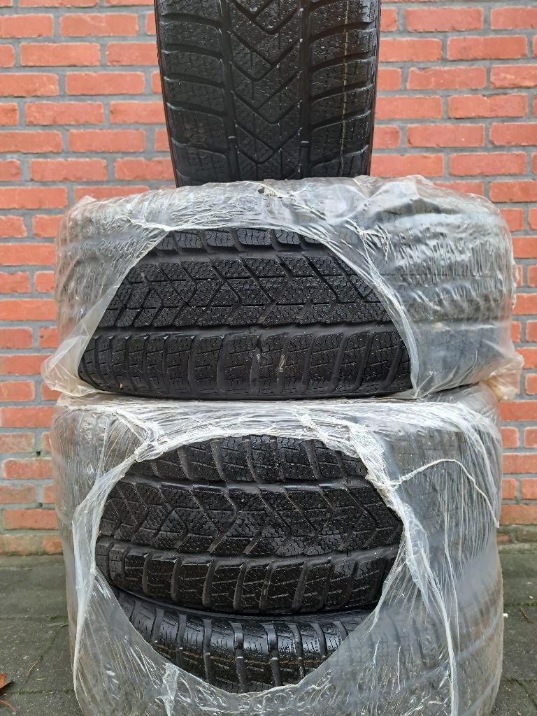 Pneus d'hiver neufs 225/45/18 Pirelli Sottozero 3 Runflat, Pneus hiver, Enlèvement, 225 mm, Pneu(s)