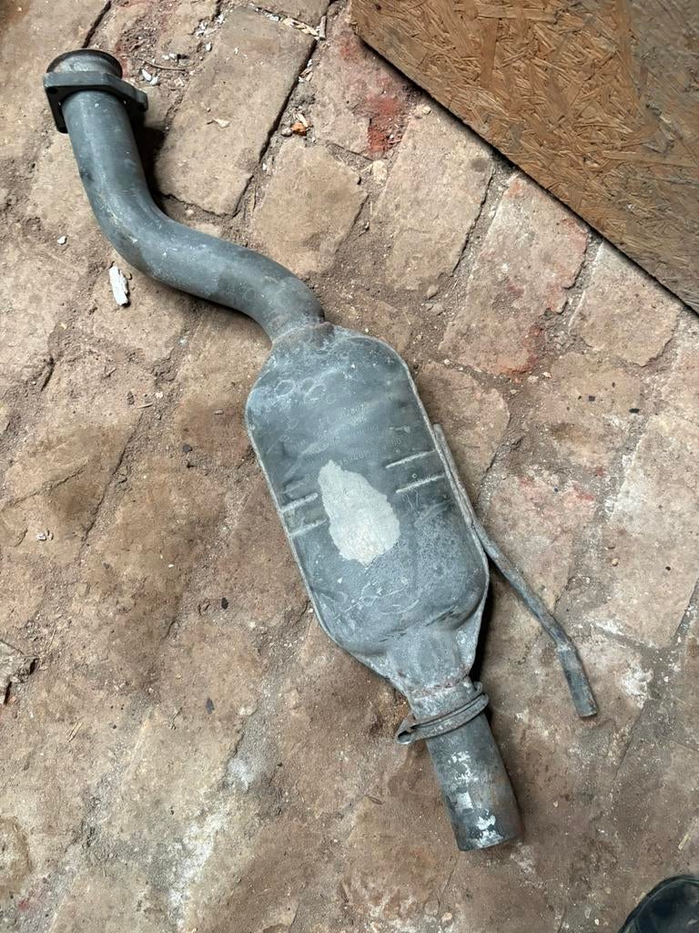 Intermédiaire échappement mercedes w124 300D E300 136cv 606, Autos : Pièces & Accessoires, Systèmes d'échappement, Enlèvement