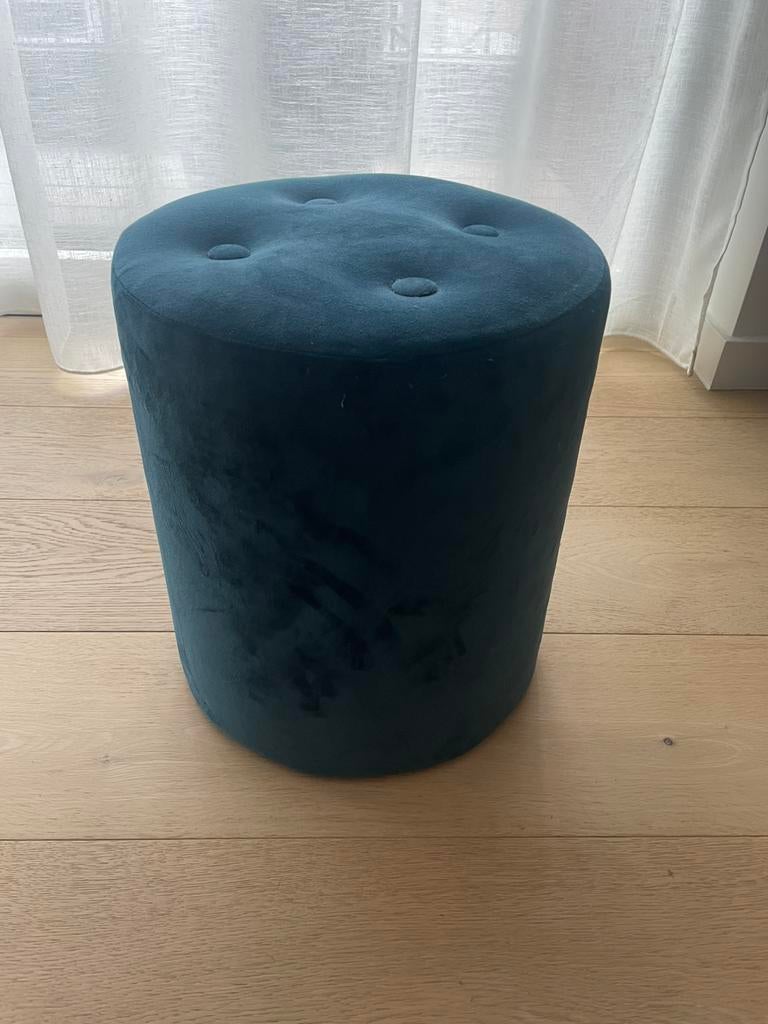 Blauwe poef, Huis en Inrichting, Zetels | Voetbanken en poefs, Ophalen, Zo goed als nieuw