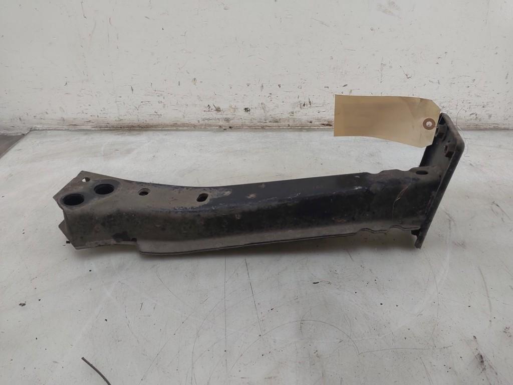 SUPPORT PARE-CHOCS AVANT GAUCHE Fiat 500 (312) (|50325091|), FCA Germany GmbH, IPC D1-09 Bahnhofsplatz
65423  Rüsselsheim am Main, DE