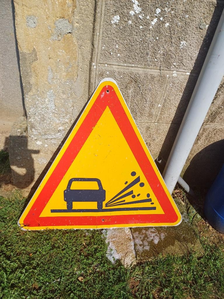 Ancien panneau de signalisation, Collections, Enlèvement