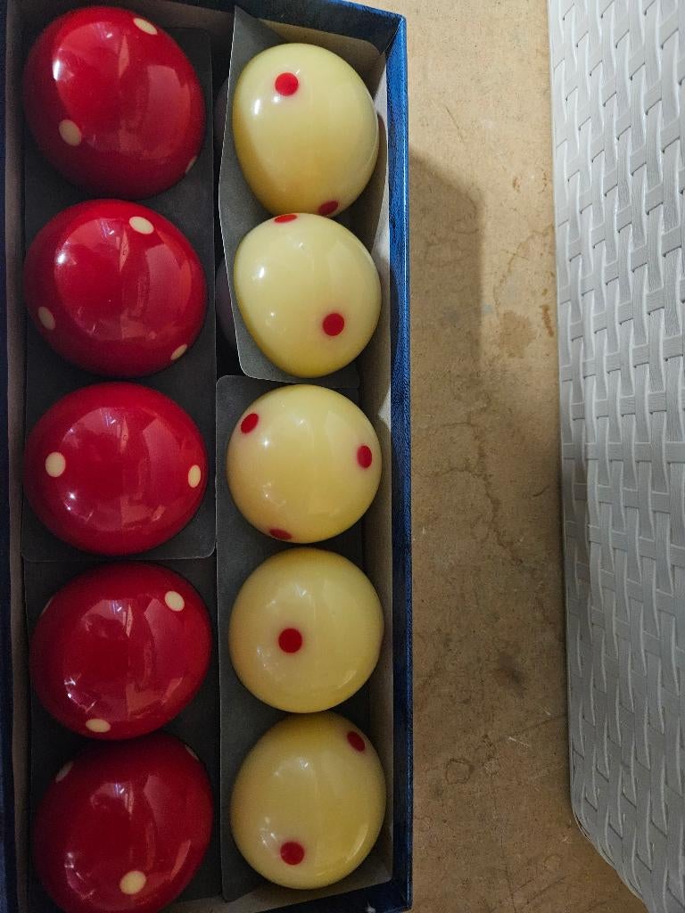 Super aramith pro-cup, Sports & Fitness, Billards & Billards américains, Enlèvement, Comme neuf, Queue ou Boules