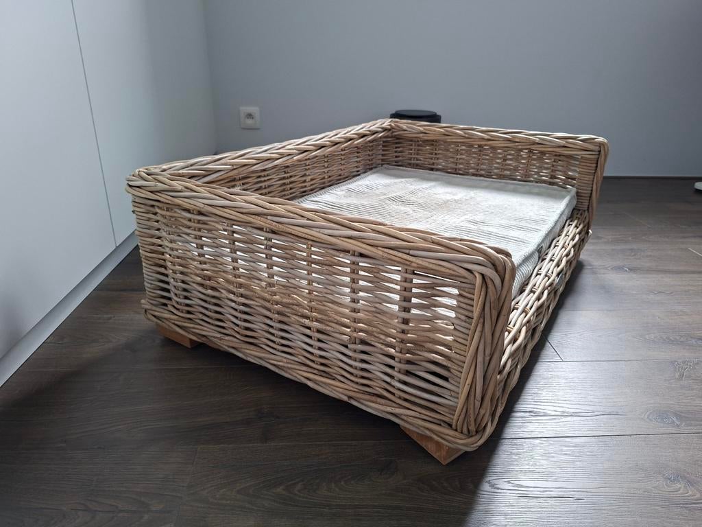 Rotan Hondenmand met kussen, Ophalen