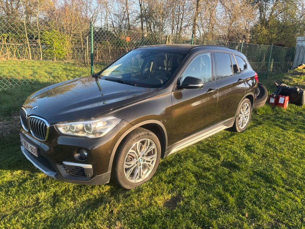 Bmw x1, Auto's, BMW, Parkeersensor, 4 cilinders, Bruin, 170 kW