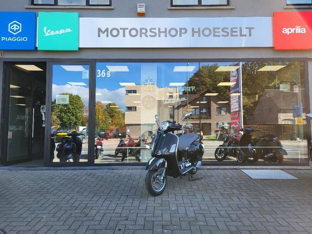 Vespa GTS 310cc hpE, Motoren, Scooter, Bedrijf, 310 cc, Minimaal motorrijbewijs A2