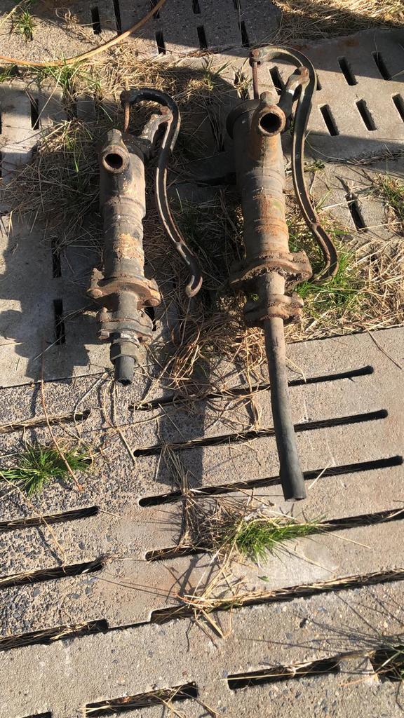 2 oude pompen, Tuin en Terras, Waterpompen, Ophalen, Gebruikt