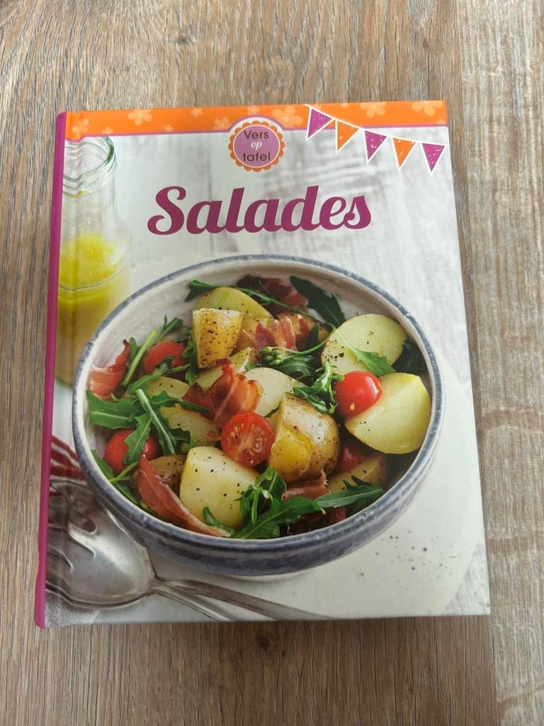 Kookboek 'Salades', Boeken, Kookboeken, Ophalen of Verzenden