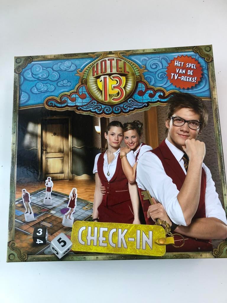 Gezelschapspel Hotel 13 - pefecte staat, Hobby en Vrije tijd, Gezelschapsspellen | Bordspellen, Drie of vier spelers, Ophalen of Verzenden