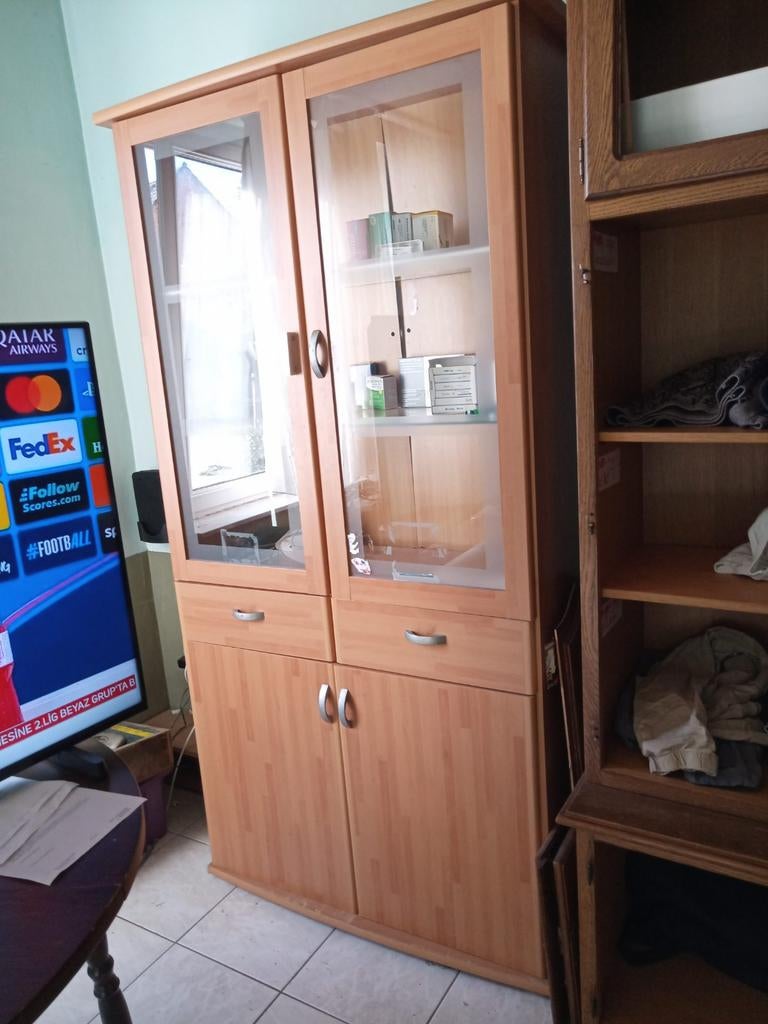 Gratis kast, Huis en Inrichting, Kasten | Vitrinekasten, Ophalen