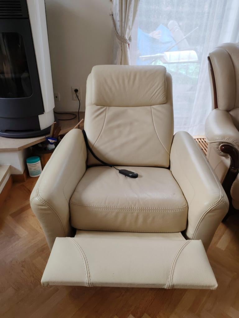 Fauteuil relax cuir beige, Maison & Meubles, Enlèvement, Utilisé, Cuir, 75 à 100 cm