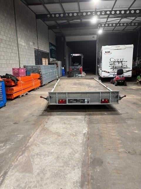 autotransporter Henra, Ophalen