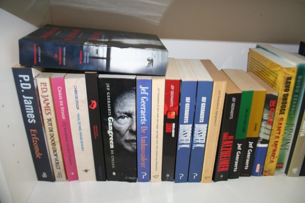 Collectie boeken Thrillers R26, Boeken, Detectives, Ophalen