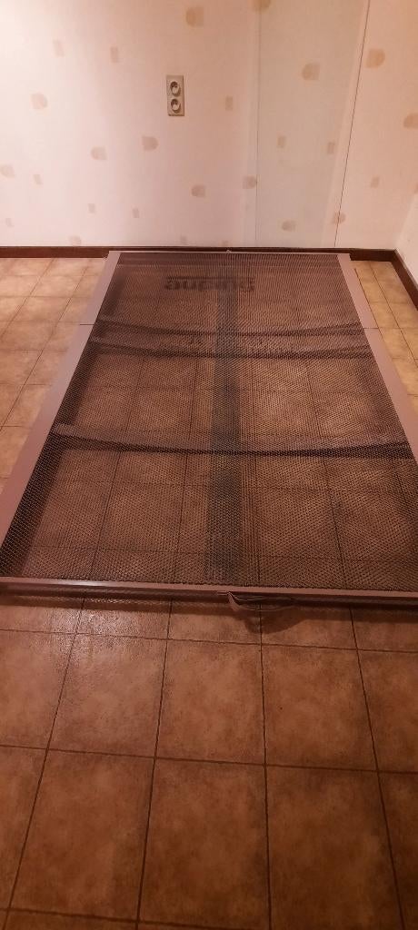 resort, Huis en Inrichting, Slaapkamer | Bedden, Ophalen, Gebruikt, Beige, 140 cm