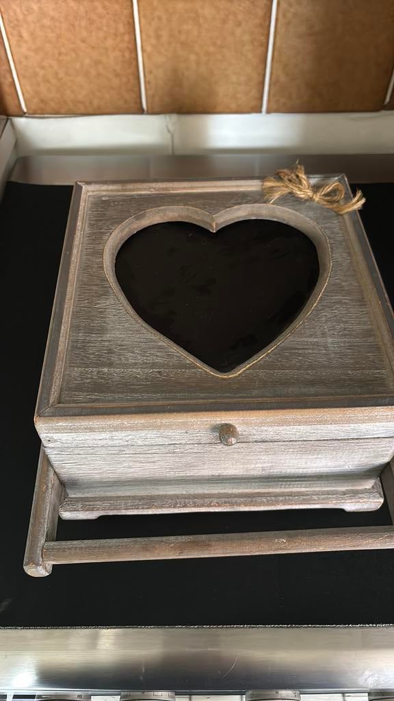 Houten kistje, Huis en Inrichting, Woonaccessoires | Kisten, Ophalen of Verzenden, Zo goed als nieuw