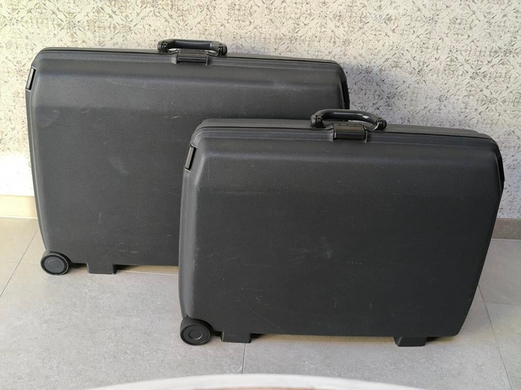 2 x Samsonite reiskoffer (op wieltjes), Handtassen en Accessoires, Koffers, Gebruikt, Hard kunststof, 70 cm of meer, 55 cm of meer