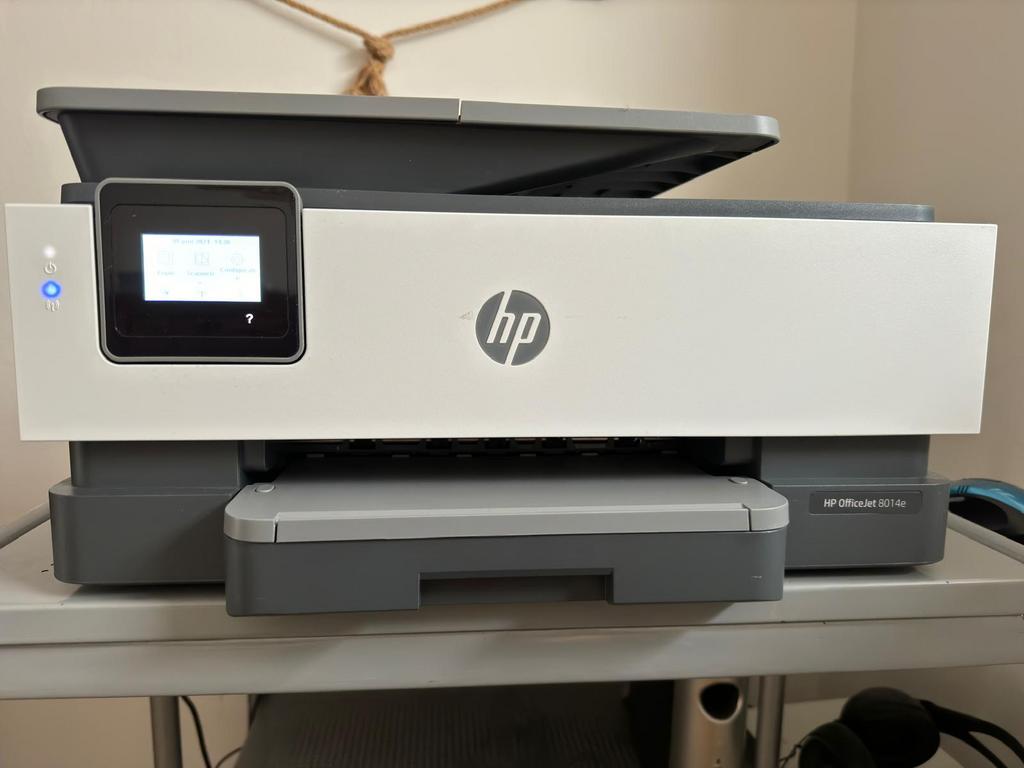 Printer Hp OfficeJet 8014e met reserve inkt erbij, Computers en Software, Printers, Ophalen, Zo goed als nieuw, Printer