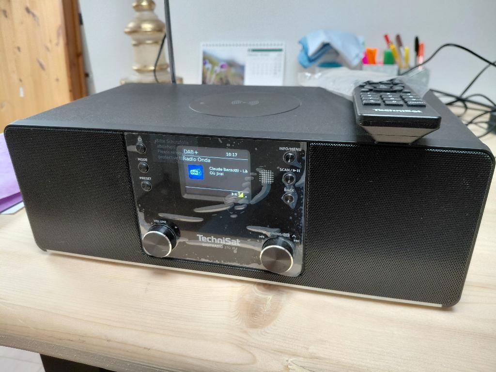 Poste radio DAB et FM TechniSat DIGITRADIO 370 IR, TV, Hi-fi & Vidéo, Enlèvement, Comme neuf, Radio