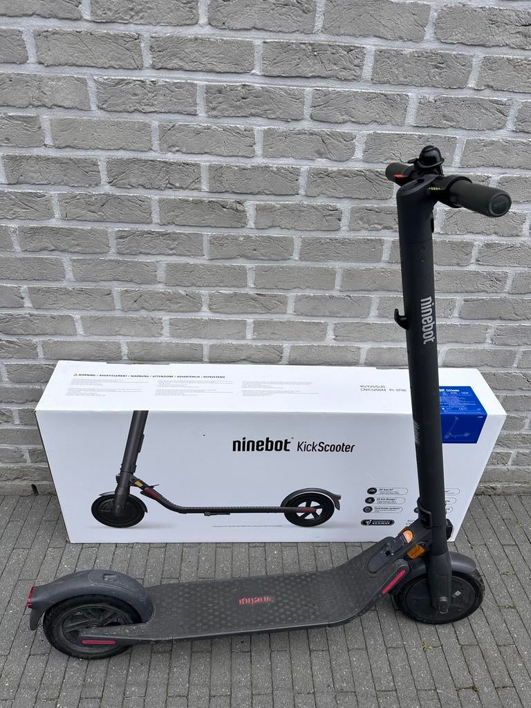 Ninebot elektrische step, Enlèvement, Utilisé, Step électrique (E-scooter)