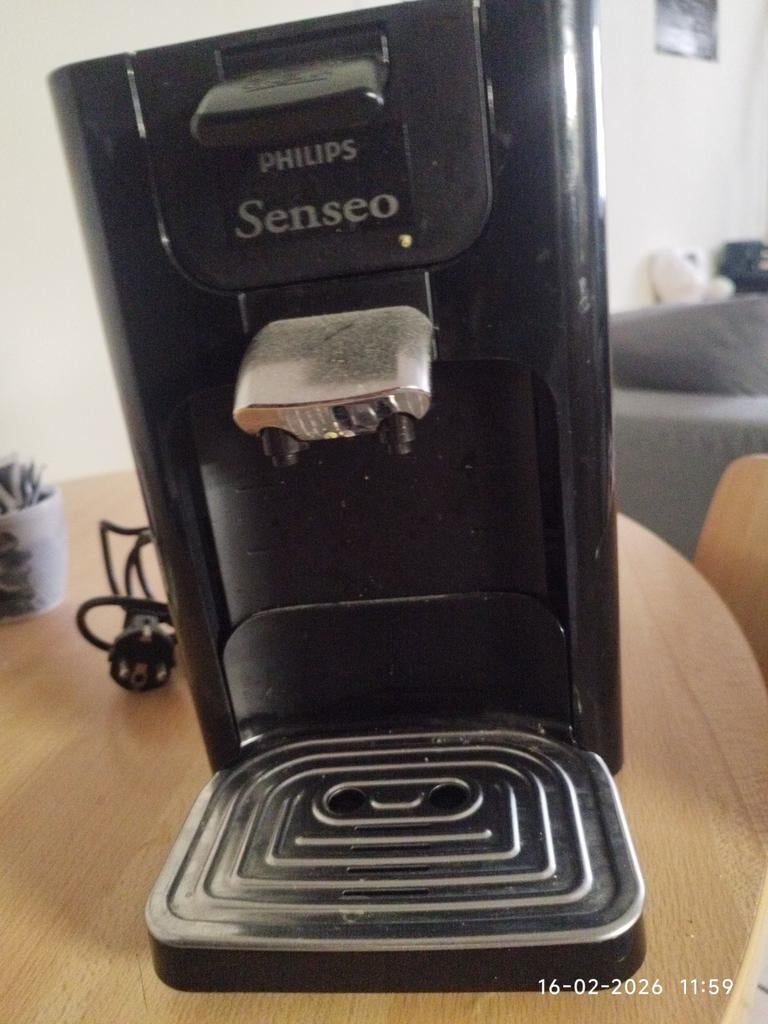 Senseo quadrante in praktisch nieuwstaat + pak padjes 36st, Elektronische apparatuur, Koffiezetapparaten, Zo goed als nieuw, Koffiepads en cups