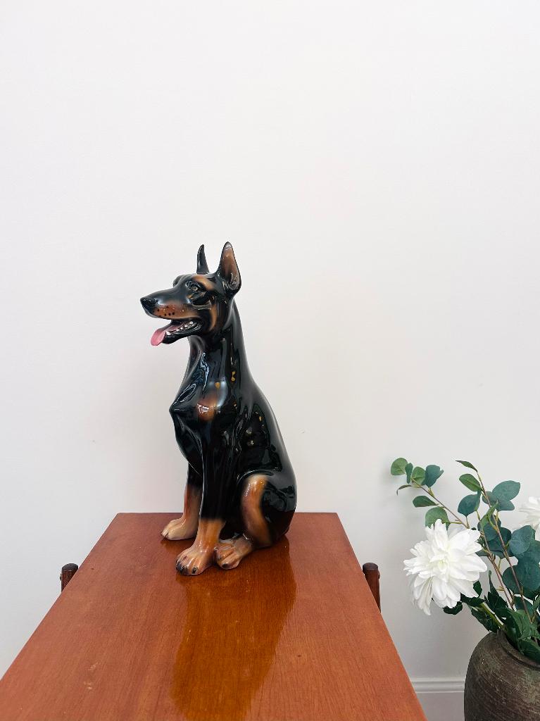 Statue de Dobermann en céramique, Ophalen, Nieuw