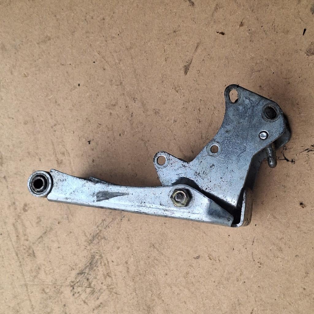 support moteur peugeot 103, Vélos & Vélomoteurs, Pièces de cyclomoteur | Général, Enlèvement ou Envoi