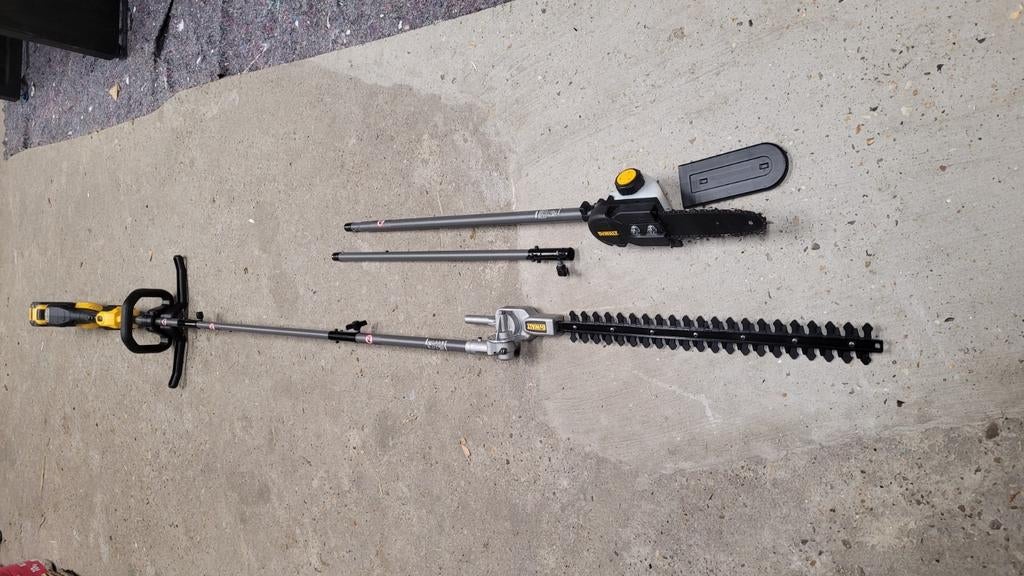 dewalt flexvolt heggenschaar/kettingzaag op steel te huur, Tuin en Terras, Heggenscharen, Nieuw, Ophalen