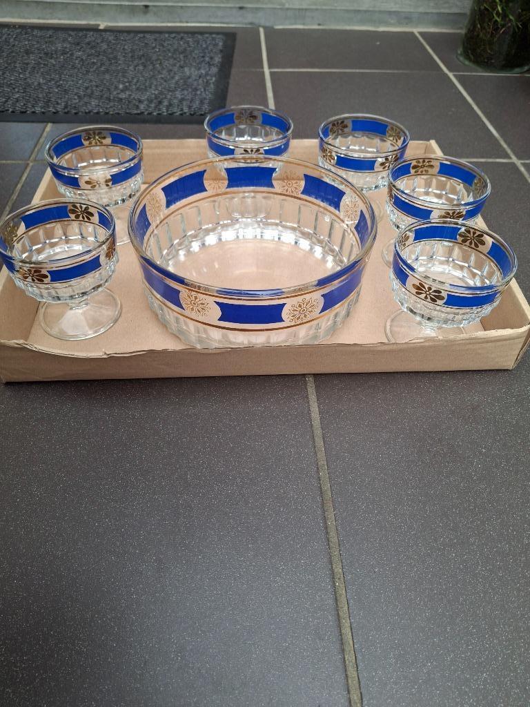 Fruitschaal met glazen potjes, Antiek en Kunst, Ophalen