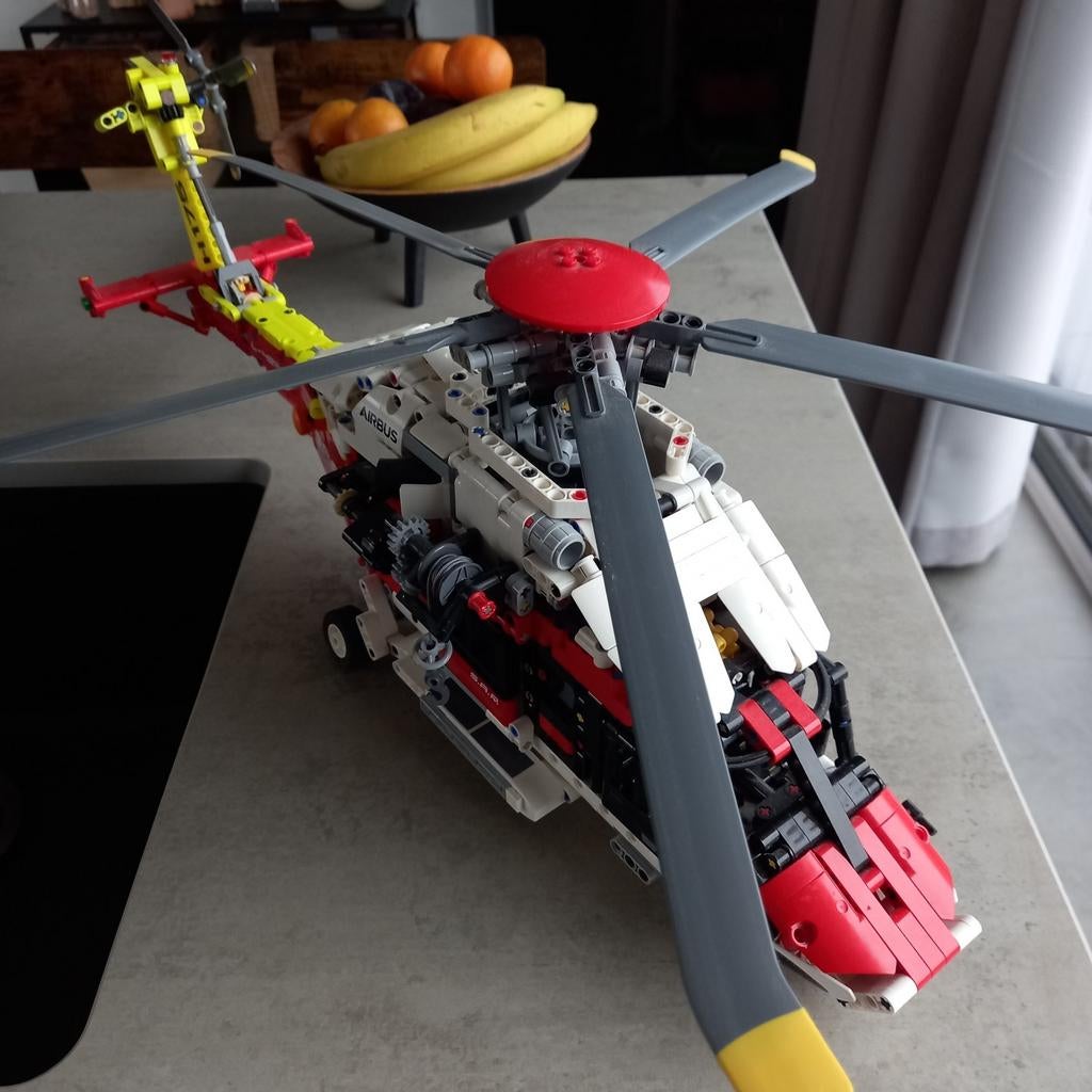 Lego Airbus helicopter, Ophalen, Lego