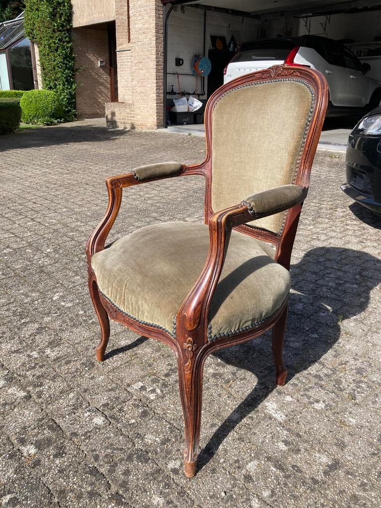 Gobelin stoeltje, Ophalen, Zo goed als nieuw