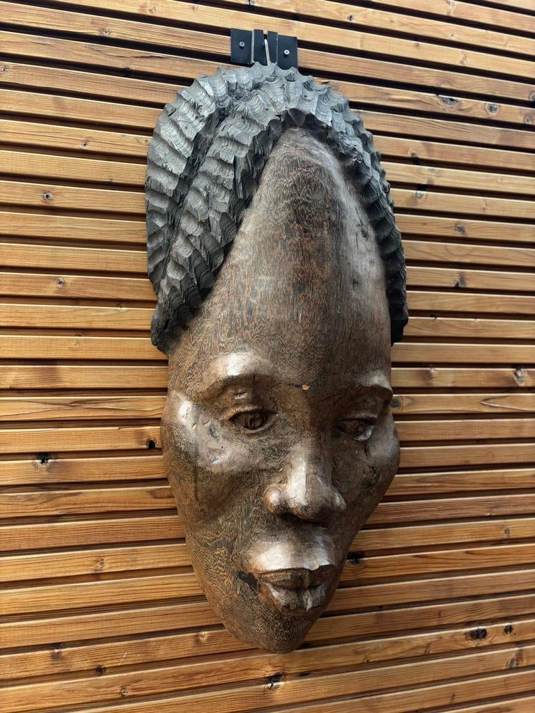 Masque congolais, Antiquités & Art, Enlèvement