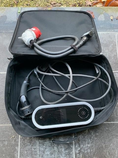 Chargeur universel Porsche, Autos : Divers, Bornes de recharge, Enlèvement, Comme neuf, Câble de charge