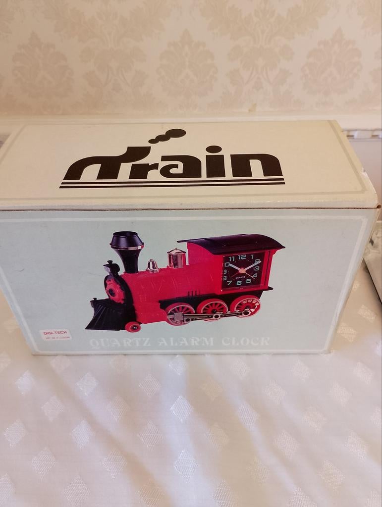 Réveil de voyage à quartz, Collections, Enlèvement