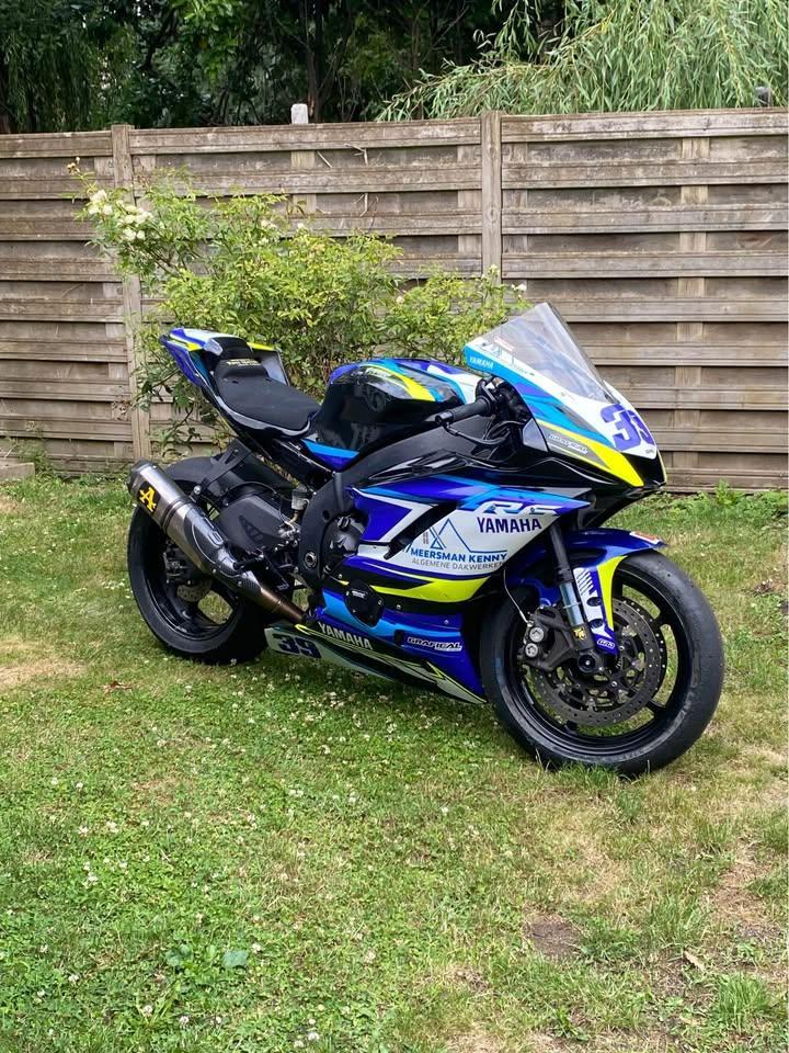 Yamaha R6 2019 – dik opgebouwd / circuitklaar, Motoren, 4 cilinders, Meer dan 35 kW, 600 cc, Sportuitlaat