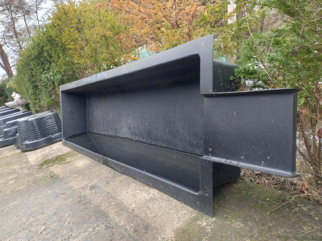 Bassin polyester avec lame d'eau 275x80x35, Tuin en Terras, Vijvers, Ophalen, Nieuw