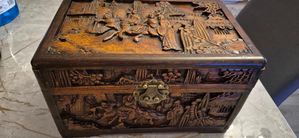 Vends coffre, Moins de 50 cm, Enlèvement, Utilisé, Chêne