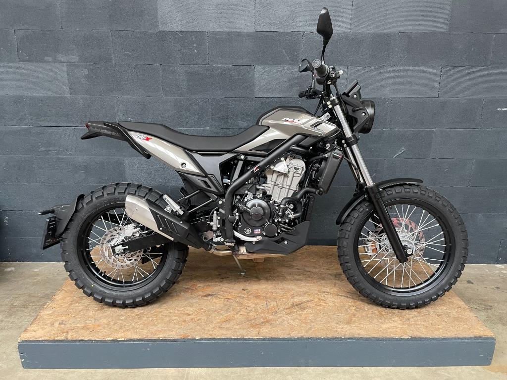Beta ALP X Dark Grey 2025, Nieuw Enduro TET a2 35KW 350cc 4T