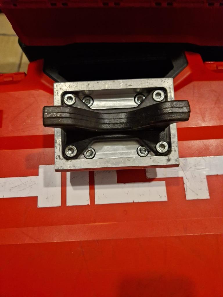 Pièce Fixation Hilti DD 200 250 300 350  500Pièce d'écarteme, Enlèvement, Utilisé, Porte