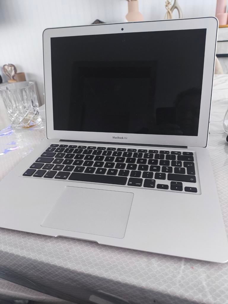 MacBook. Verschillende modellen met problemen, Computers en Software, Apple Macbooks, Ophalen, 13 inch
