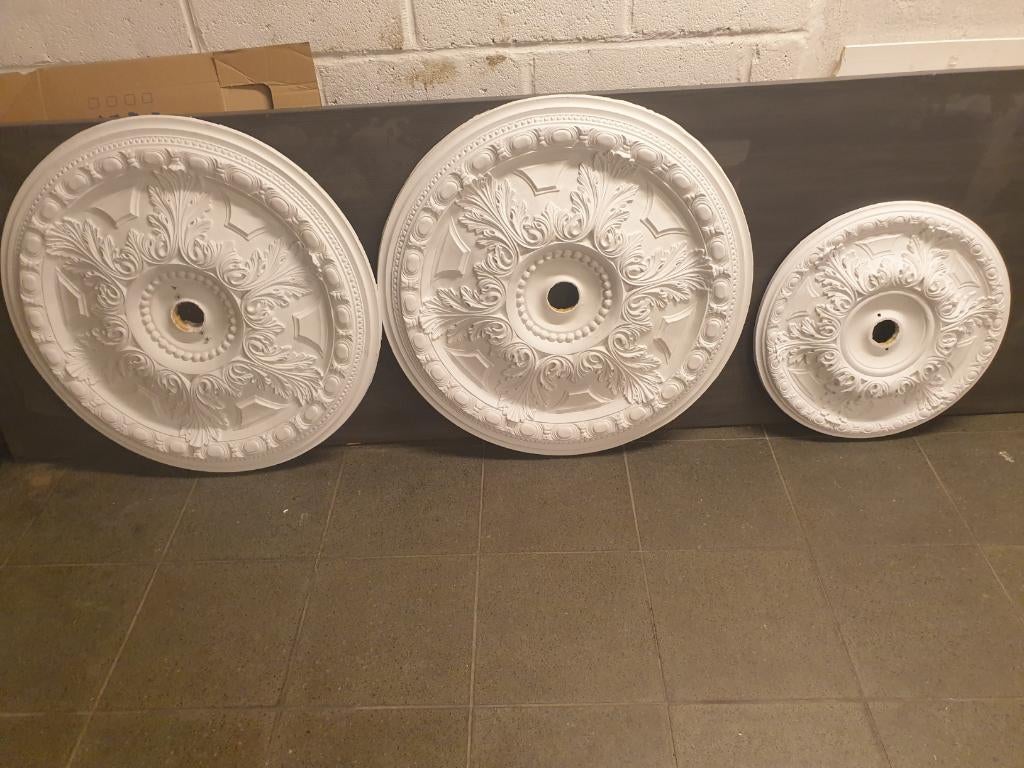 Plafonnier en polyuréthane, Rosette , plafond décoratif, Enlèvement, Comme neuf