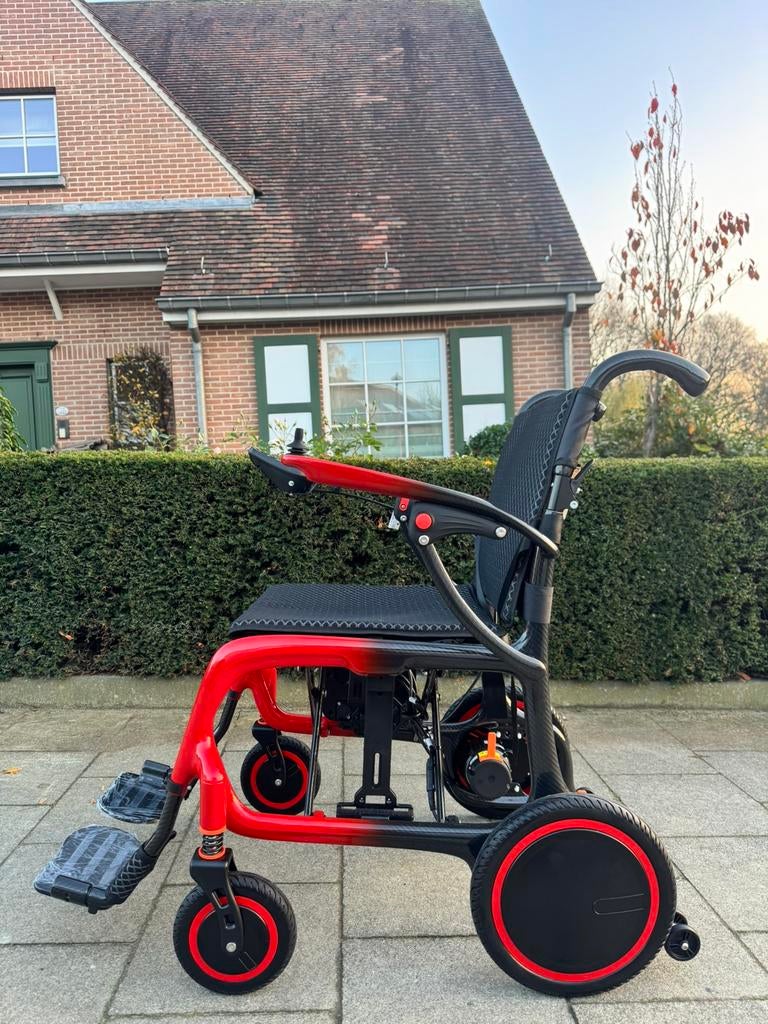 Lichtgewicht elektrische rolstoel slechts 11kg full carbon, Ophalen of Verzenden, Inklapbaar, Nieuw, Elektrische rolstoel