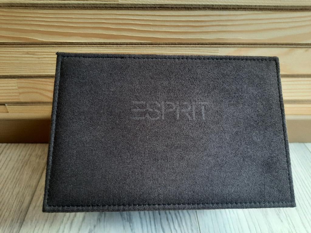 juweel doos , armbanden , horloge, Enlèvement ou Envoi, Avec bracelets à breloques ou perles, Comme neuf, Argent