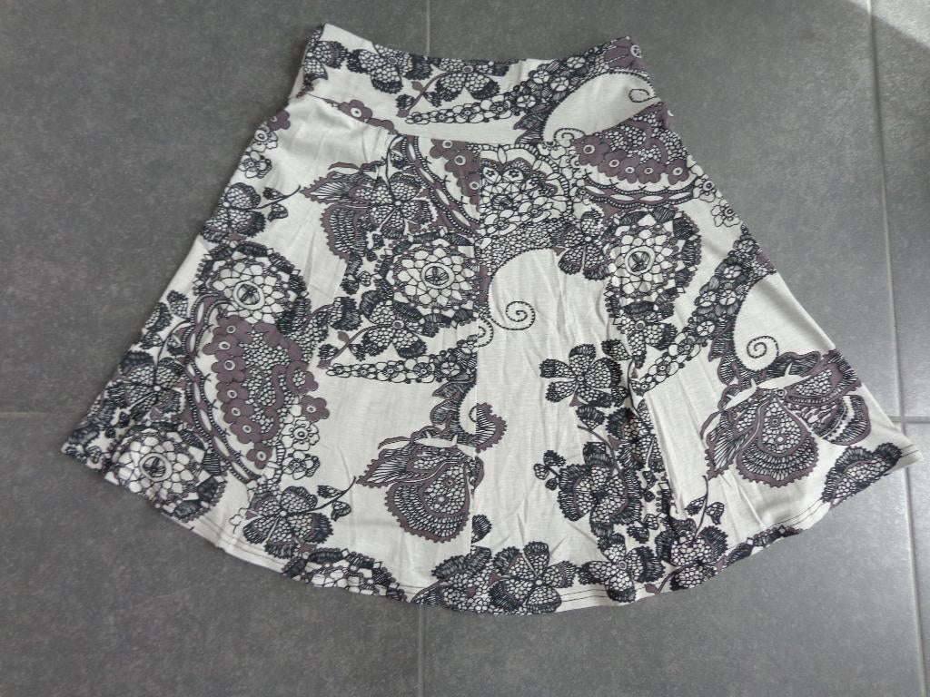 Rok Melvin S/M, Kleding | Dames, Rokken, Overige kleuren, Melvin, Ophalen of Verzenden, Zo goed als nieuw