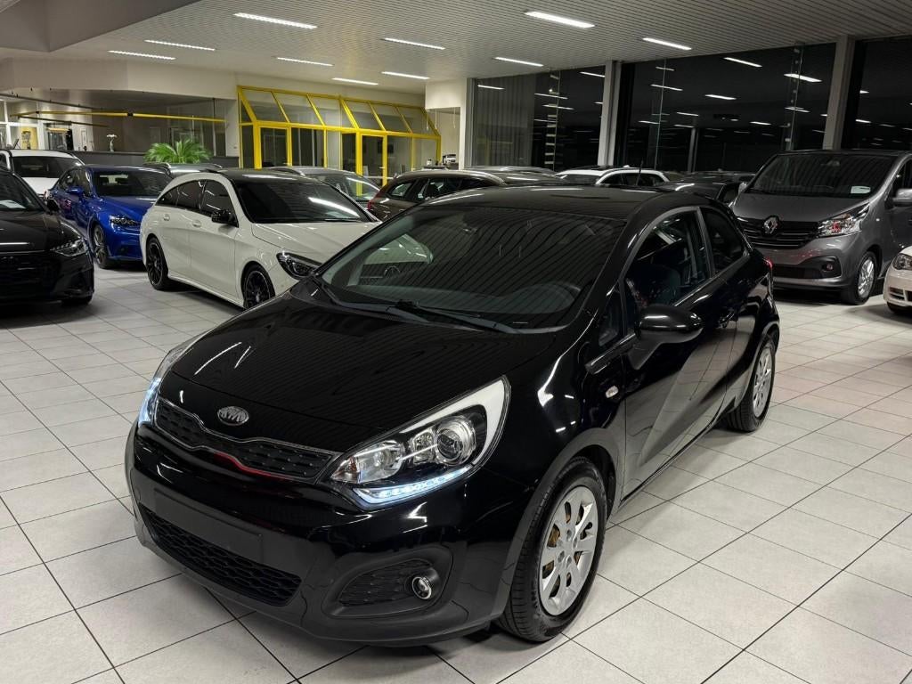 Kia New Rio 1.2i Benzine 63kW Euro 5, Auto's, Kia, Bedrijf, Handgeschakeld, 5 deurs, Dealer onderhouden