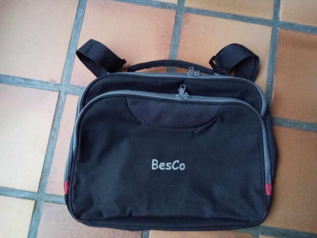 Tas voor laptop, Computers en Software, Ophalen of Verzenden, Gebruikt, Schoudertas