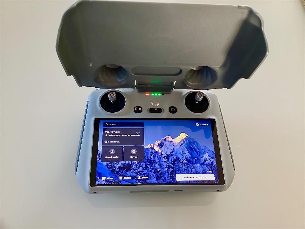 DJI RC Controller rm 330, Audio, Tv en Foto, Drones, 250 tot 900 gram, 5 tot 10 kilometer, Ophalen of Verzenden, Zo goed als nieuw