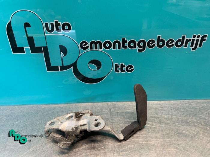 Slotmechaniek Motorkap van een Citroen C2 (C2 03-), Auto-onderdelen, Gebruikt, -, Ophalen of Verzenden, -